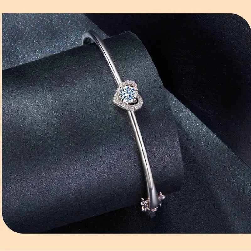 Moissanite Bracelet Aria