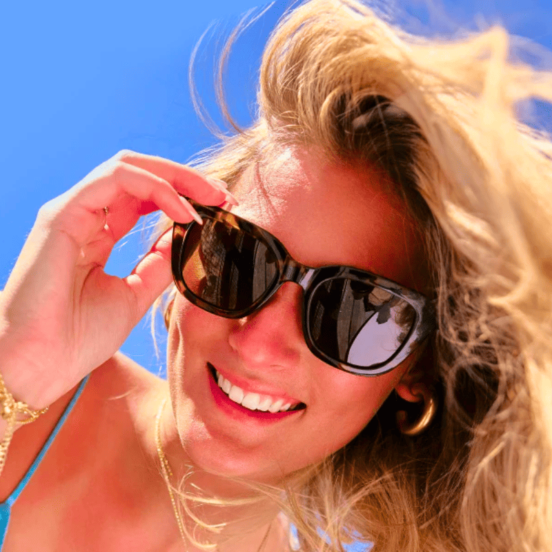 sunglasses woman